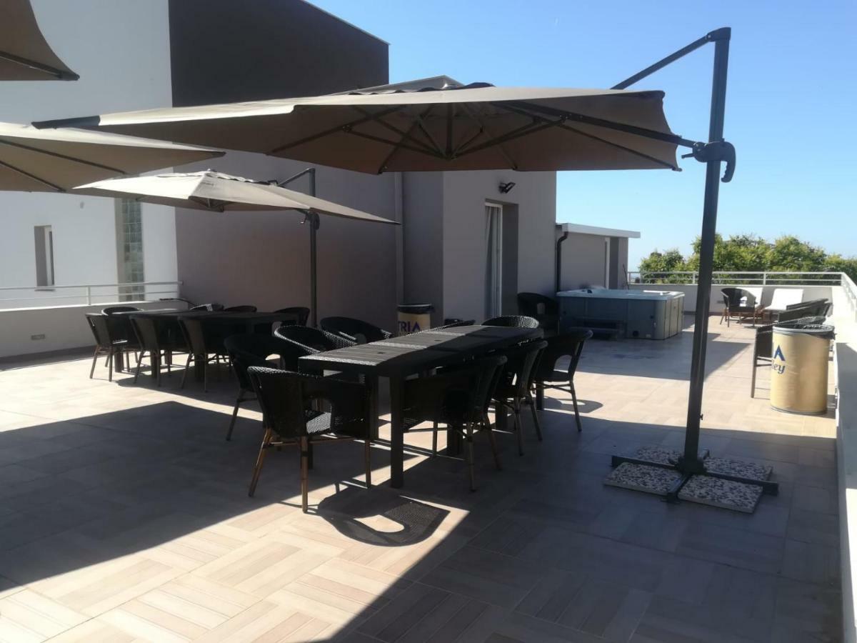 La Terrazza Di Harmakhis Hotel Partanna Exterior foto