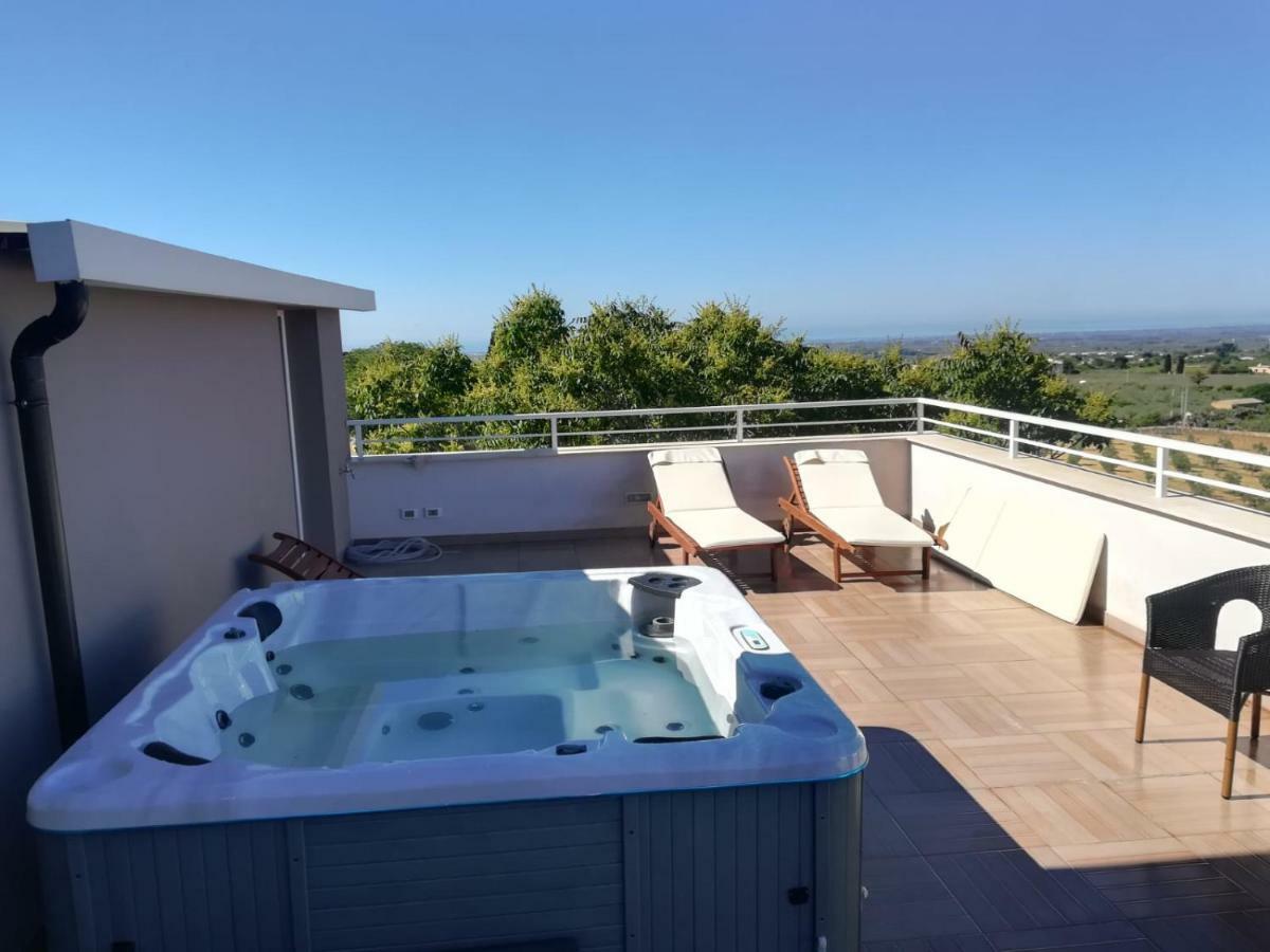 La Terrazza Di Harmakhis Hotel Partanna Exterior foto